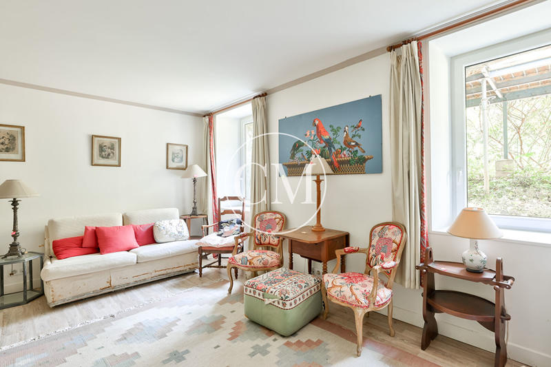 Appartement - 160 m² - 5 pièces