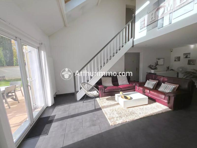 Maison - 140 m² - 6 pièces