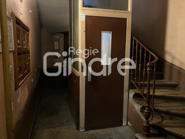 Bureau - 93 m² - 1 pièce