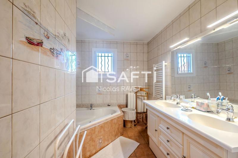 Maison - 133 m² - 5 pièces