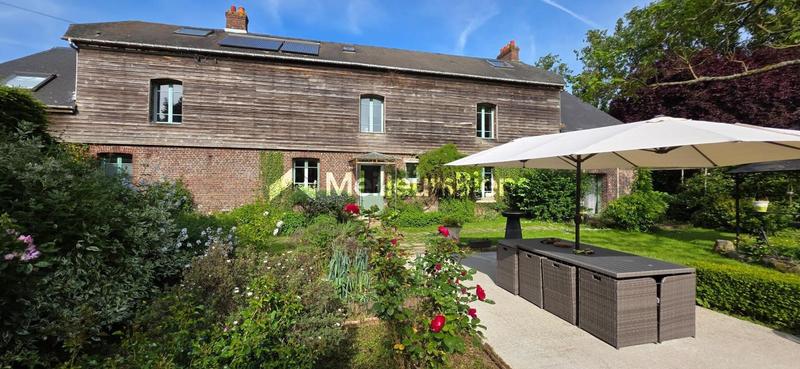 Maison de campagne - 275 m² - 10 pièces