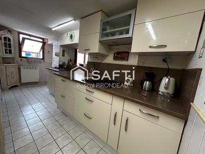 Maison - 162 m² - 7 pièces