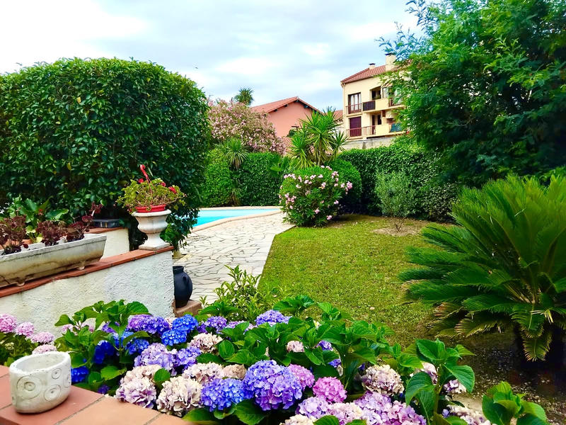 Maison - 180 m² - 6 pièces