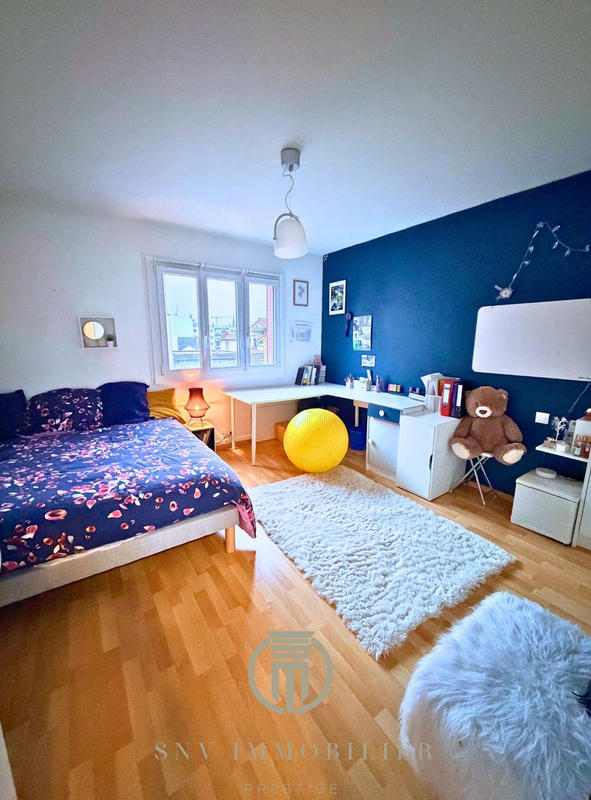 Appartement - 80 m² - 4 pièces