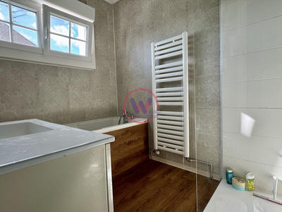 Maison - 77 m² - 4 pièces