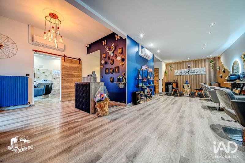 Local commercial - 101 m²