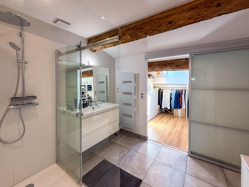 Maison - 189 m² - 7 pièces