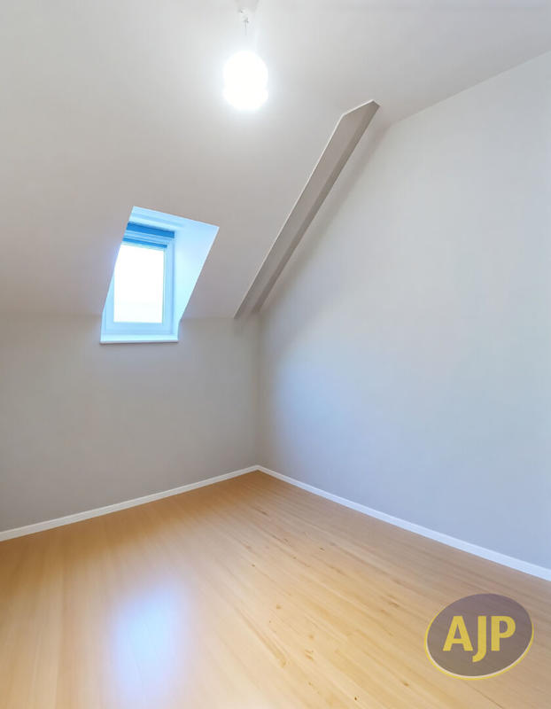 Appartement - 68 m² - 5 pièces