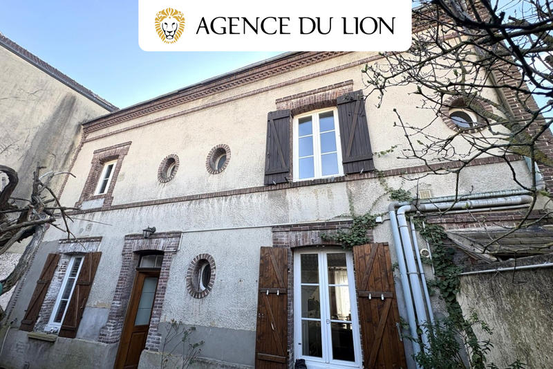 Maison de ville - 197 m² - 7 pièces