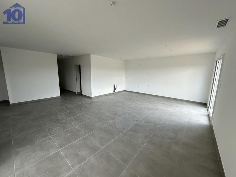 Maison - 96 m² - 5 pièces