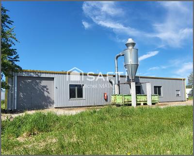 Local commercial - 450 m² - 4 pièces