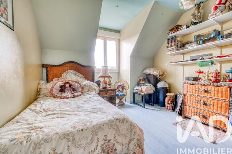 Maison - 167 m² - 7 pièces