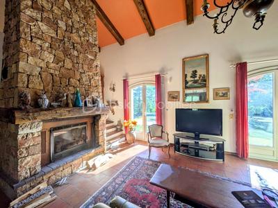 Maison d'architecte - 208 m² - 6 pièces