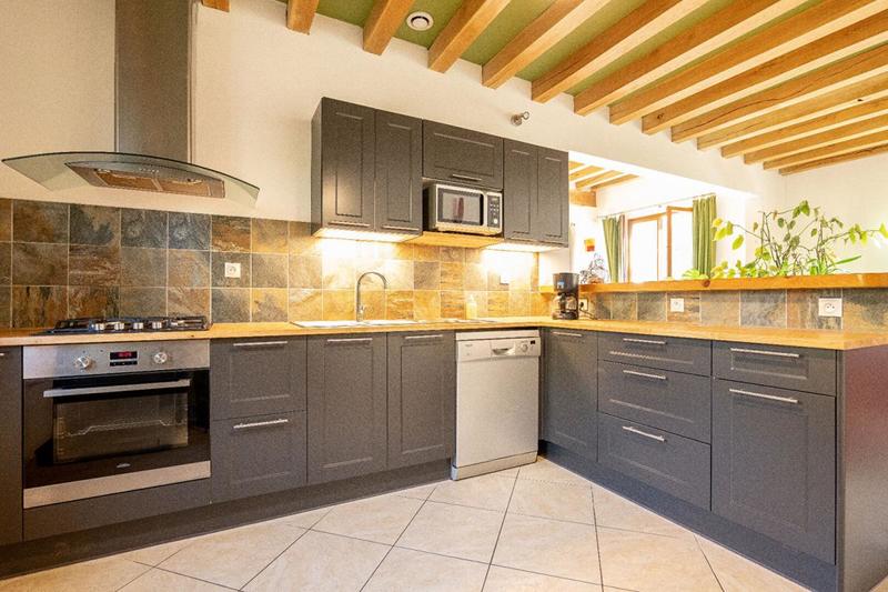 Maison - 306 m² - 7 pièces