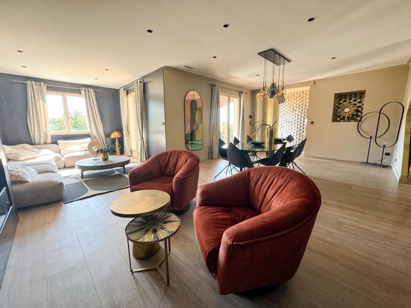 Villa - 160 m² - 5 pièces