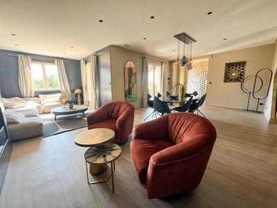 Villa - 160 m² - 5 pièces