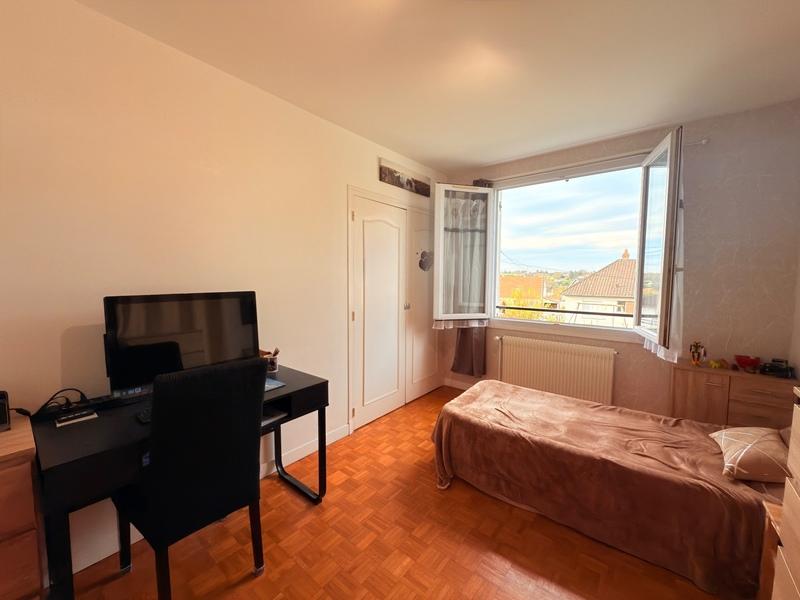 Maison - 179 m² - 4 pièces