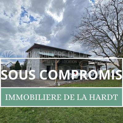 Maison - 210 m² - 6 pièces