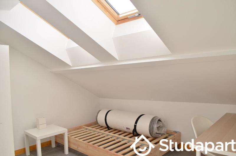 Chambre - 12 m² - 1 pièce