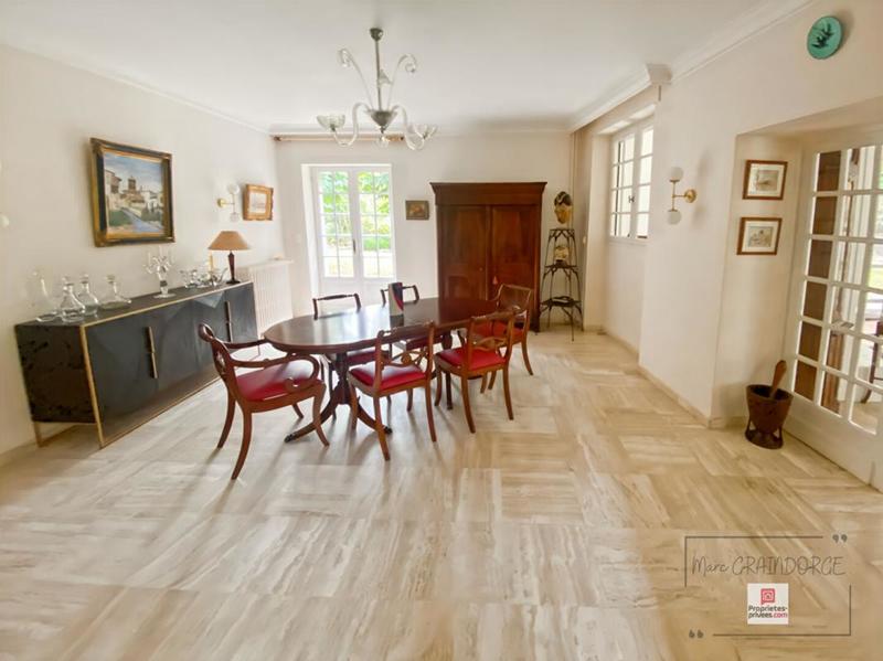 Propriété - 390 m² - 13 pièces