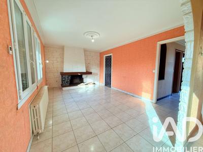 Maison - 91 m² - 6 pièces