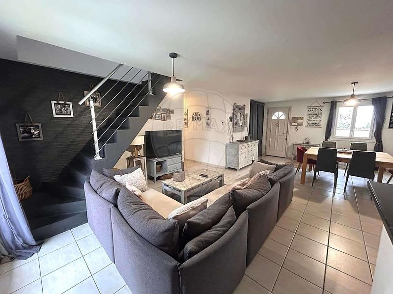 Maison - 120 m² - 7 pièces