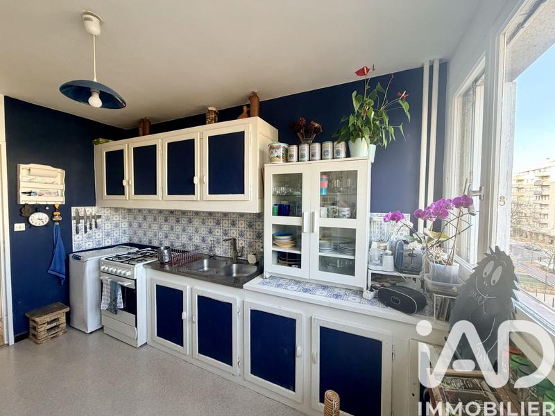 Appartement - 80 m² - 3 pièces