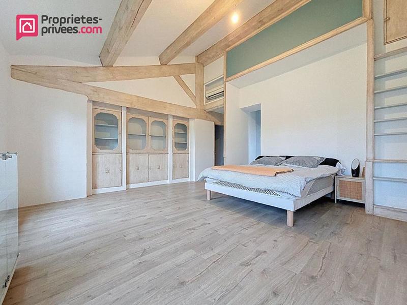 Demeure - 420 m² - 10 pièces