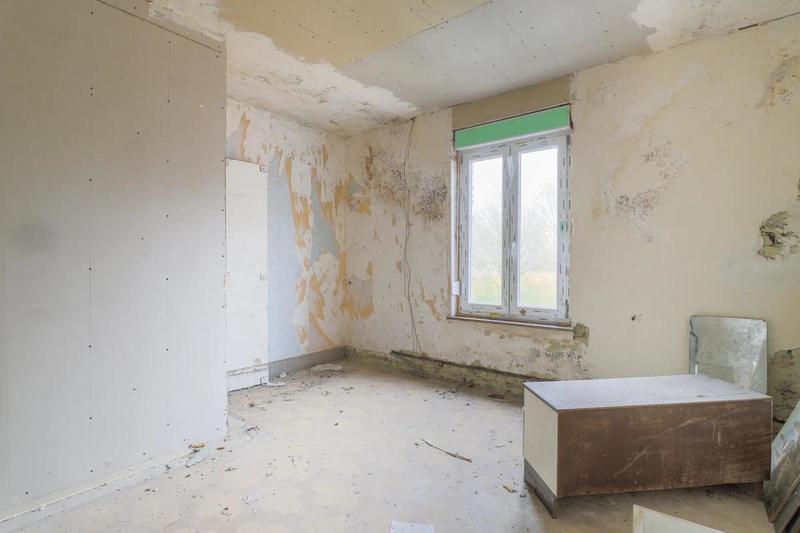 Maison - 280 m² - 8 pièces