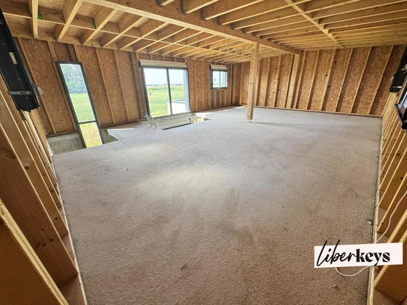 Maison - 201 m² - 6 pièces