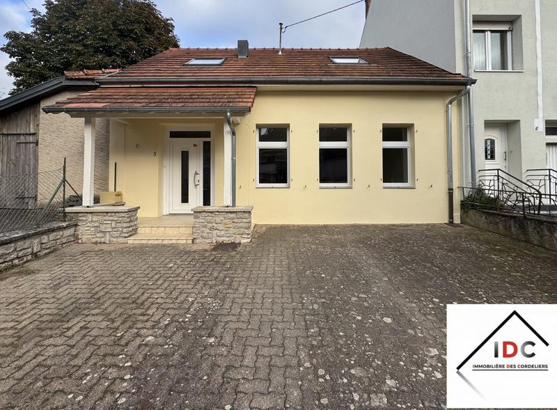 Maison - 83 m² - 3 pièces