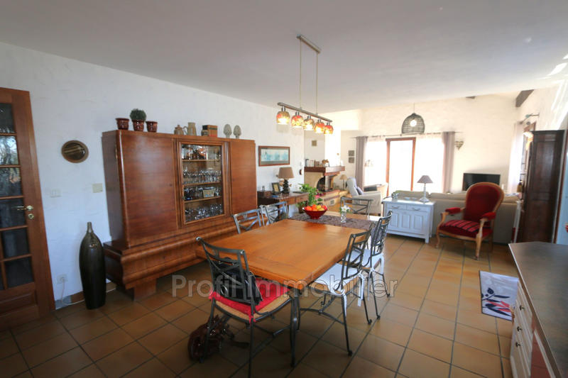 Maison - 170 m² - 7 pièces