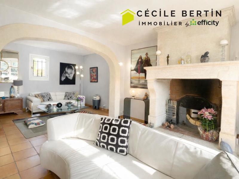 Mas - 198 m² - 7 pièces