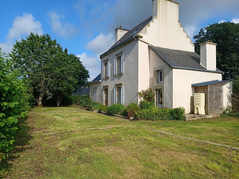 Maison - 102 m² - 4 pièces