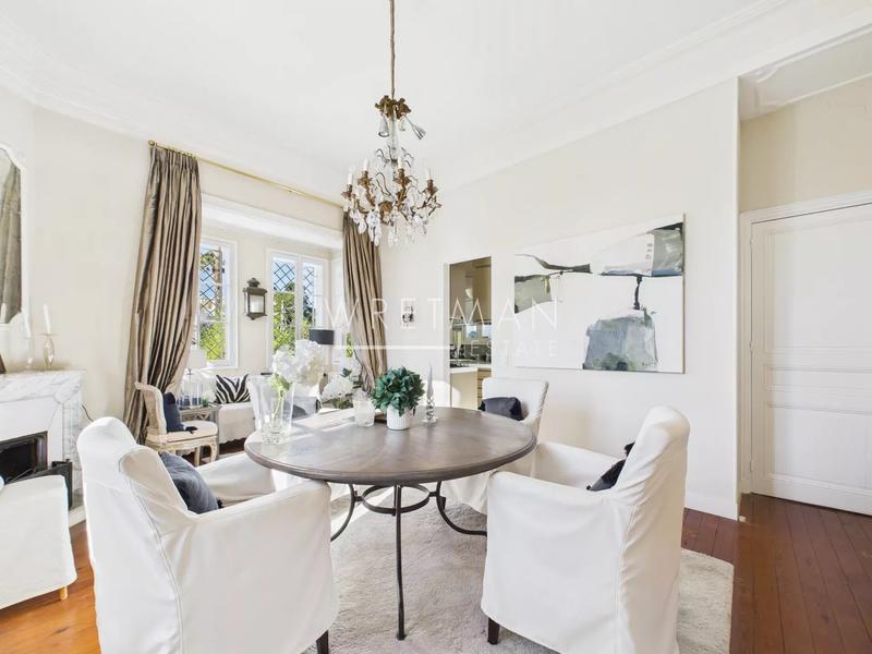 Appartement - 111 m² - 3 pièces