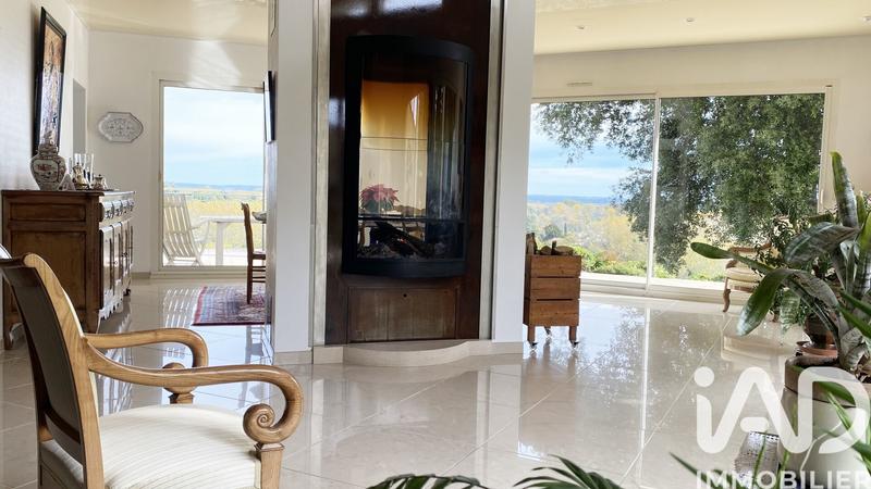 Maison de maîtres - 311 m² - 7 pièces