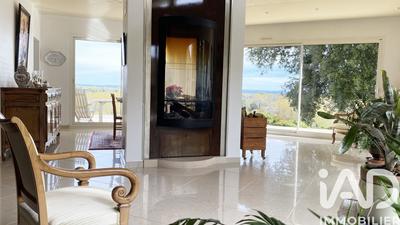 Maison de maîtres - 311 m² - 7 pièces