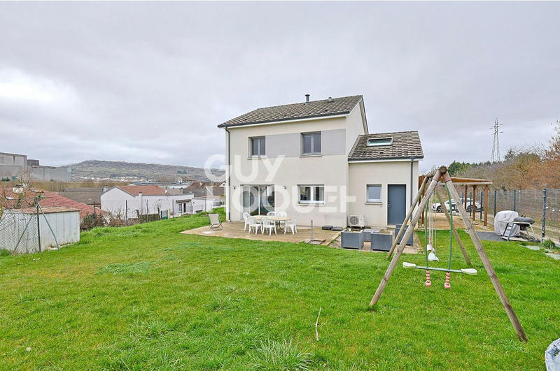 Maison - 134 m² - 5 pièces