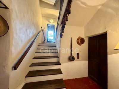 Maison - 185 m² - 9 pièces