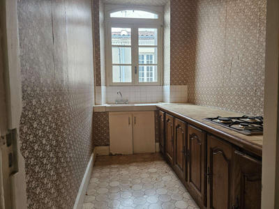 Maison - 180 m² - 7 pièces