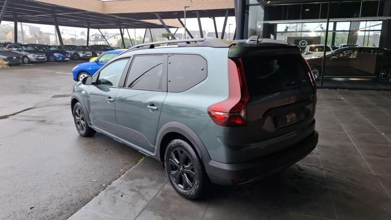 Dacia Jogger 7 Places Extreme Hybrid 140 -24