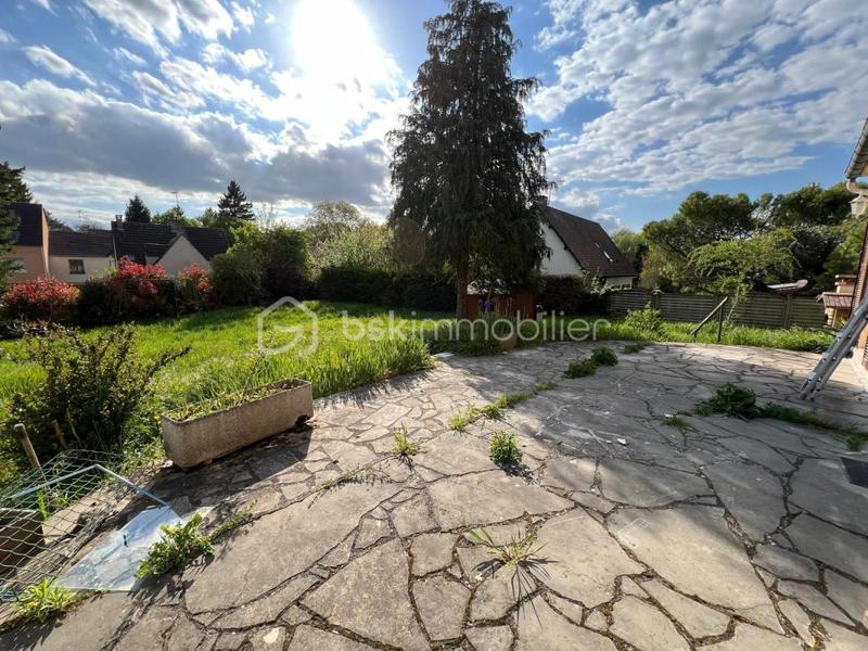 Pavillon - 140 m² - 7 pièces