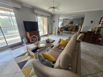 Appartement - 152 m² - 5 pièces