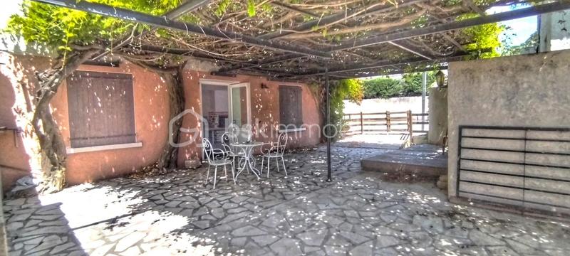 Maison de village - 150 m² - 3 pièces