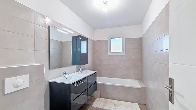 Maison - 65 m² - 4 pièces