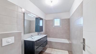 Maison - 65 m² - 4 pièces