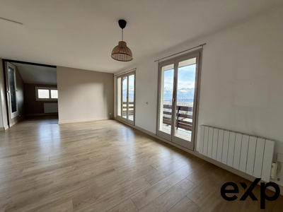 Appartement - 120 m² - 5 pièces