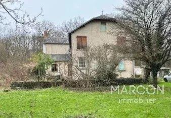 Maison - 213 m² - 15 pièces