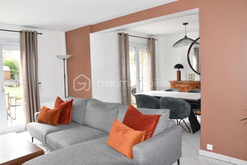 Maison - 102 m² - 5 pièces