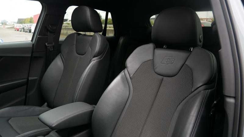 Audi Q2 35 Tfsi s-Line Matrix Pano B&amp;O Apple Carplay Camera